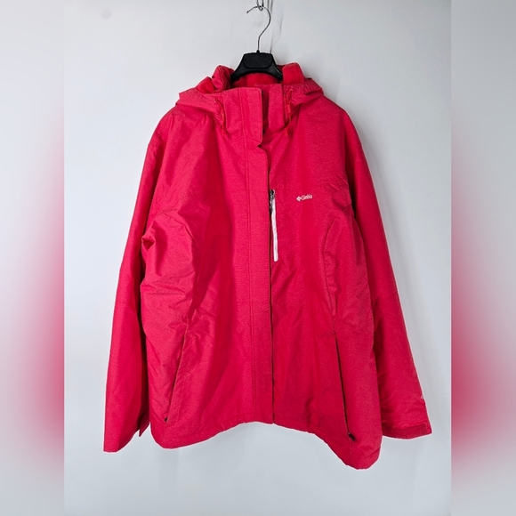 Columbia Women's Ski Jacket - Picture 1 of 4